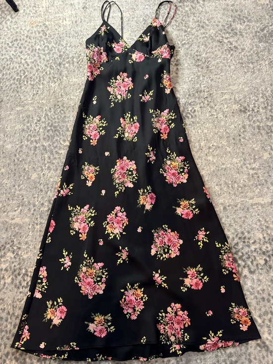 Zara Dresses & Skirts - Zara Slip Dress - Pink Floral Print